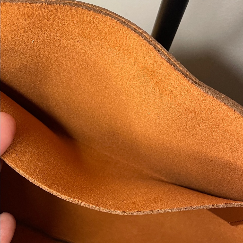 Vince Camuto Tan Textured Leather Bag - Picture 4 of 6